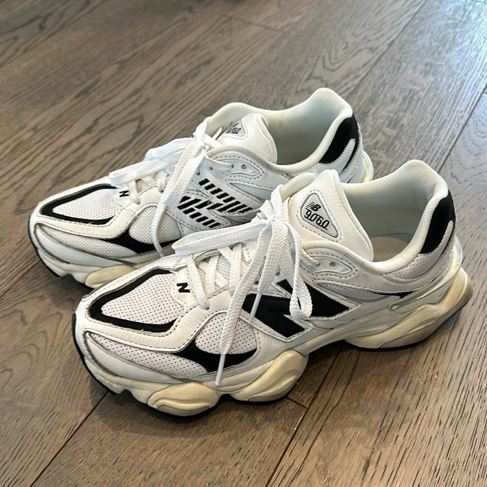 New Balance 9060